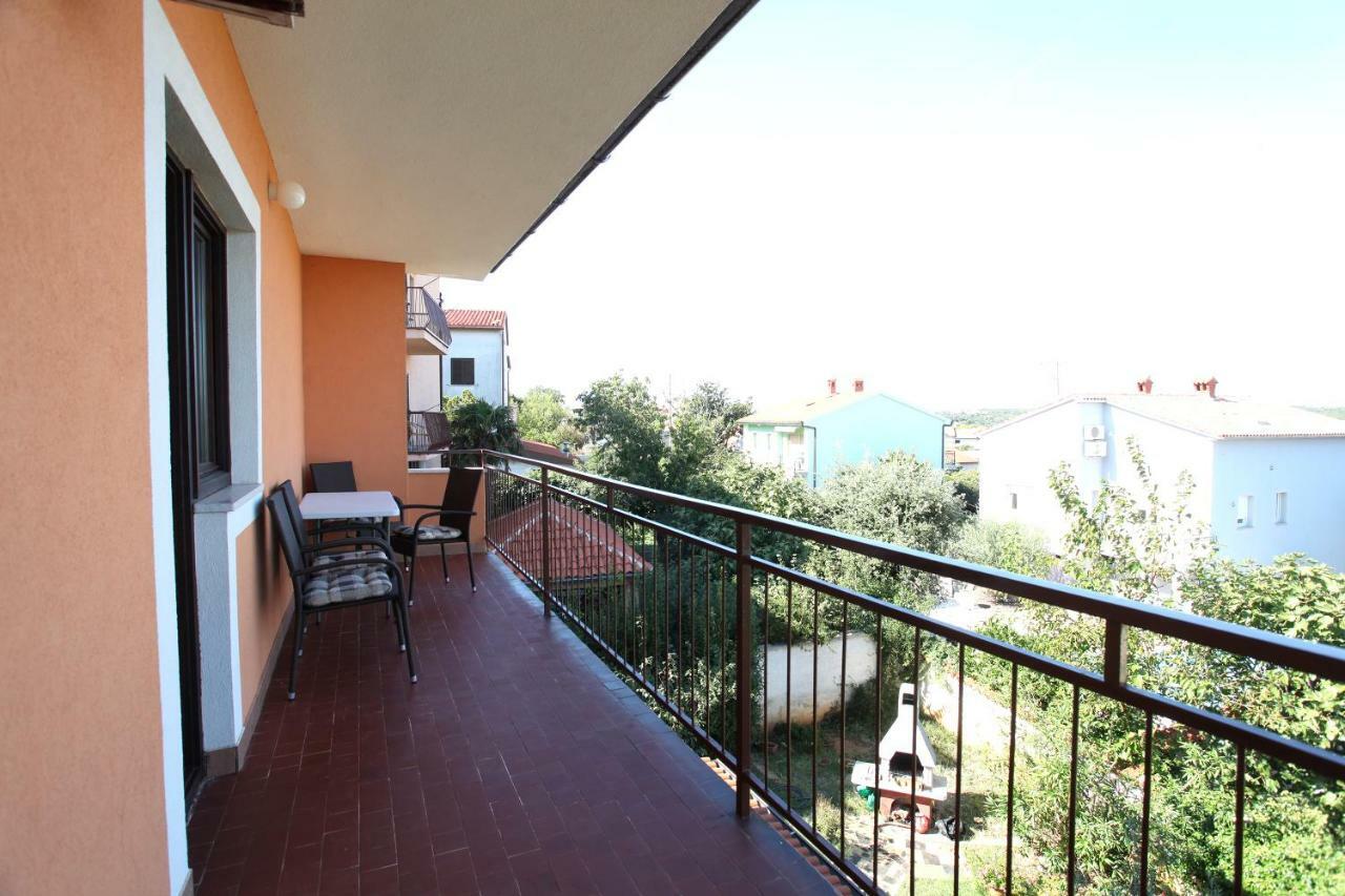 Apartments Ellen Banjole Exterior photo